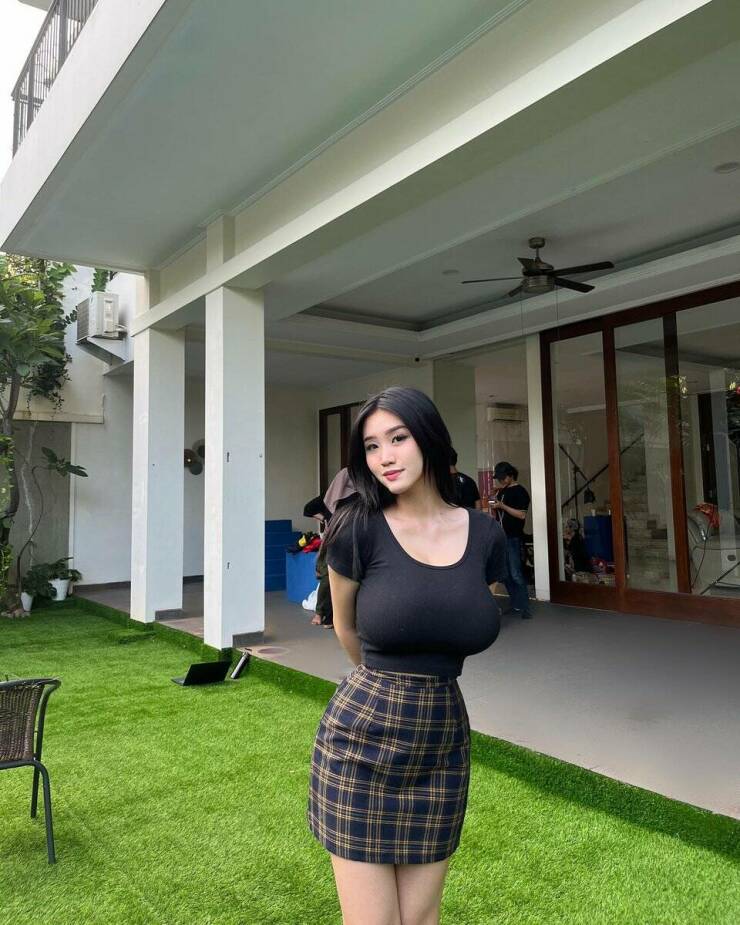 These Tops Are Bursting!