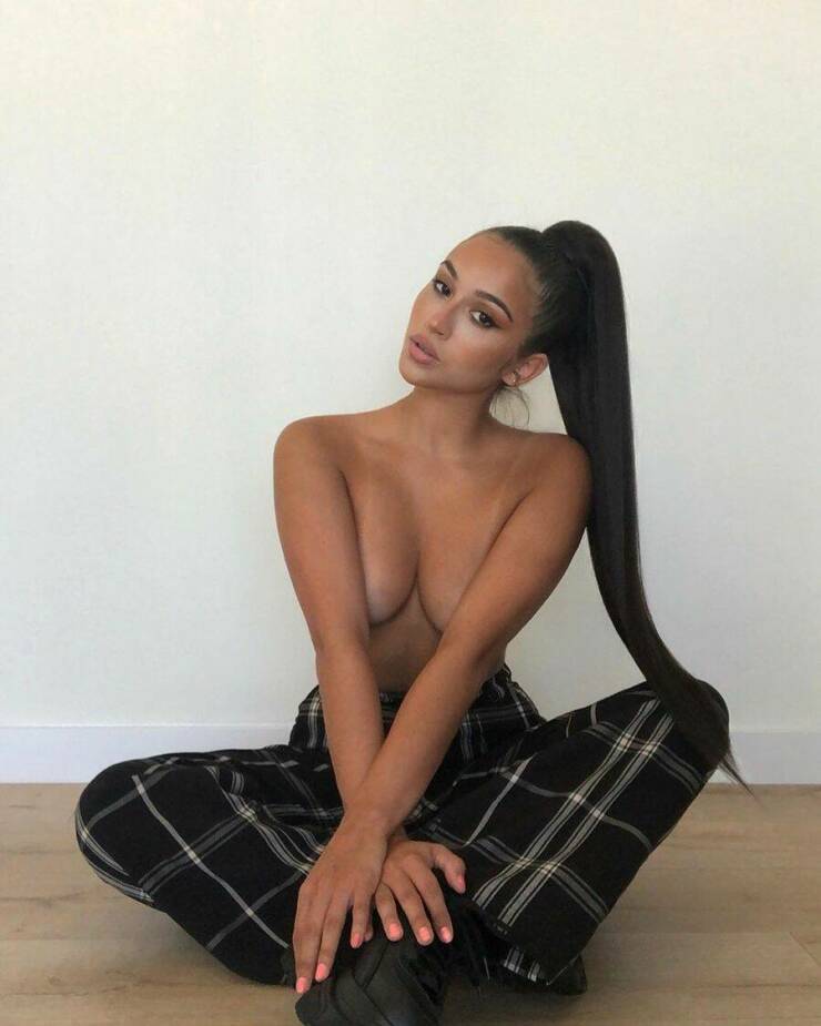 Hand Bras Are The Best Bras!