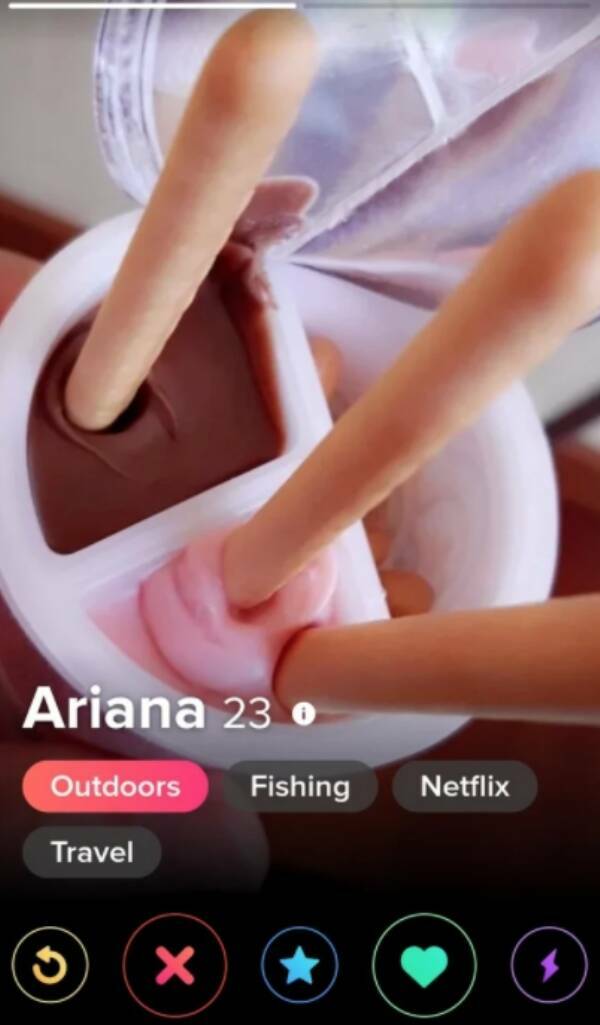 “Tinder” Has No Idea What Shame Is…