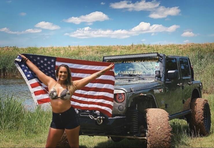 Hot Girls And Big Cars