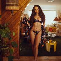 festival girls love having fun 37 pics.html - 37 HD Photos | Premium Gallery 2022