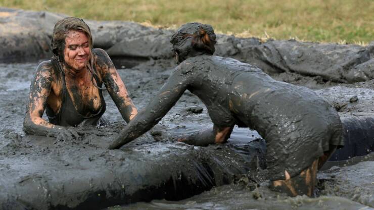 Look At These Dirty Girls!