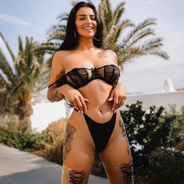 Beautiful Tattooed Girls!