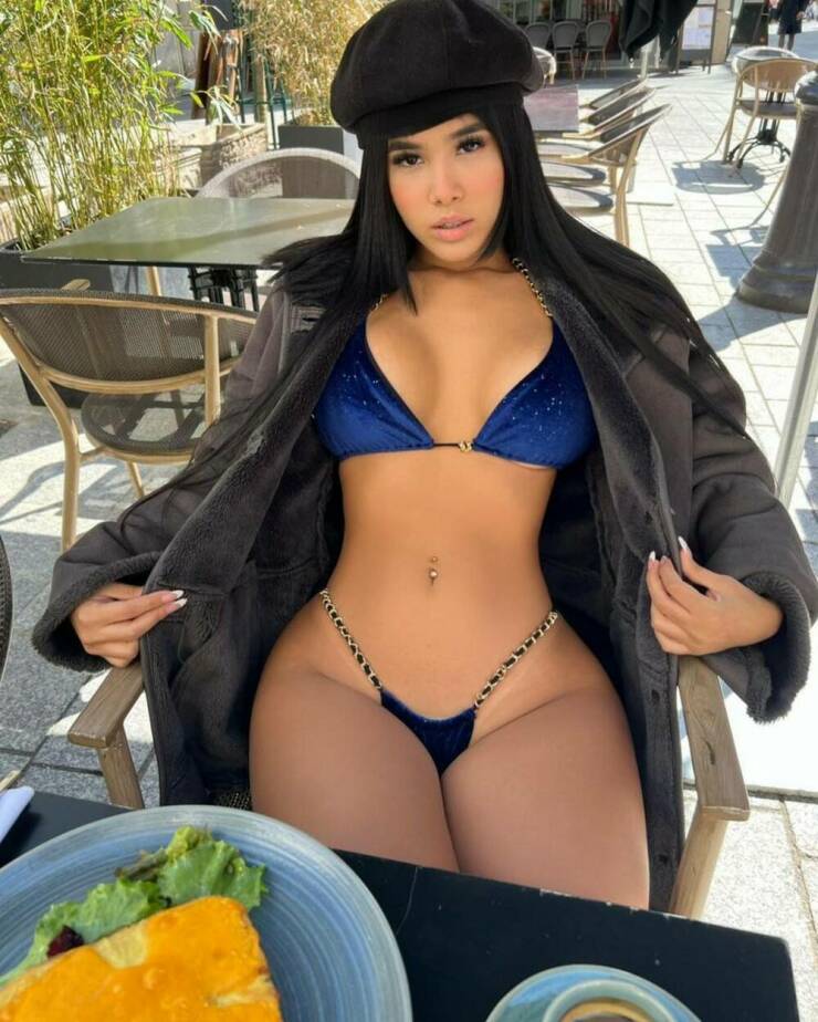 Hip:Waist Ratio Perfection