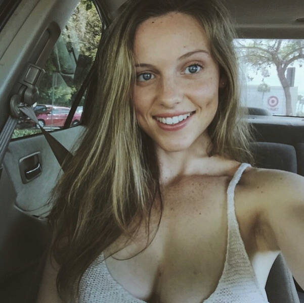 Girls Who Were Kissed By The Sun