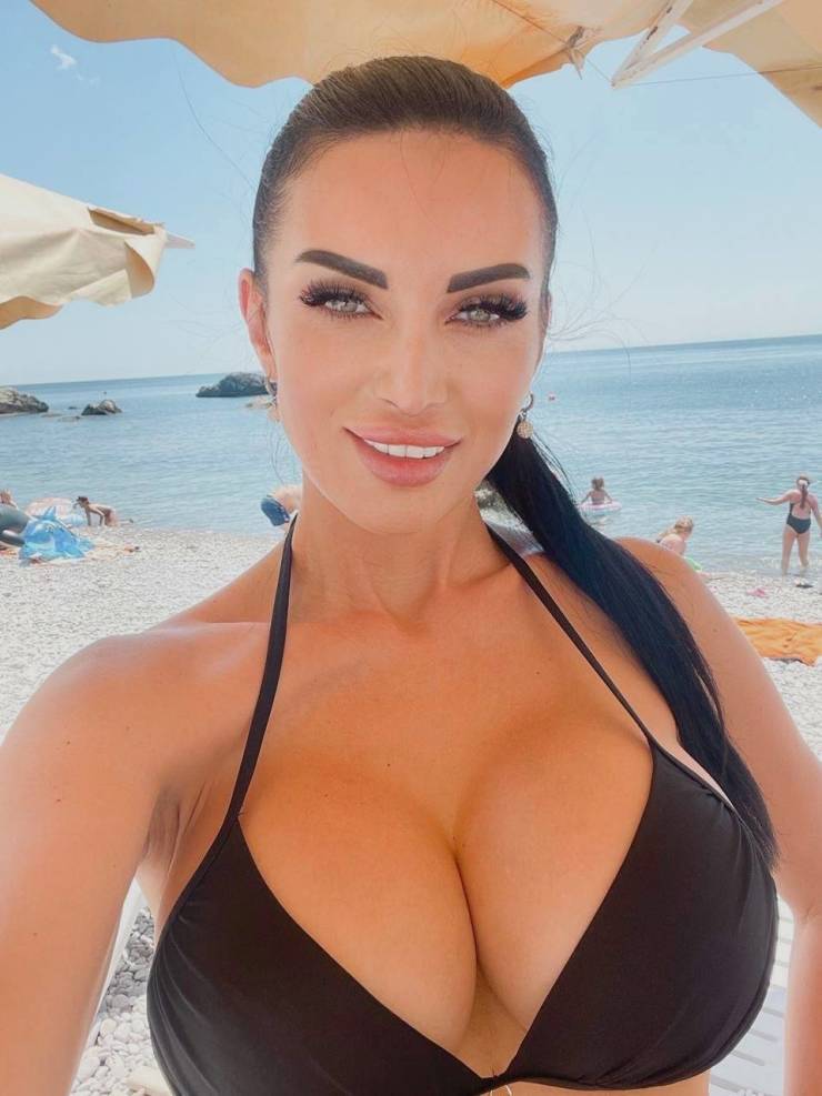 how are their tops still holding 47 pics 3.html - 47 HD Photos | Premium Gallery 2022