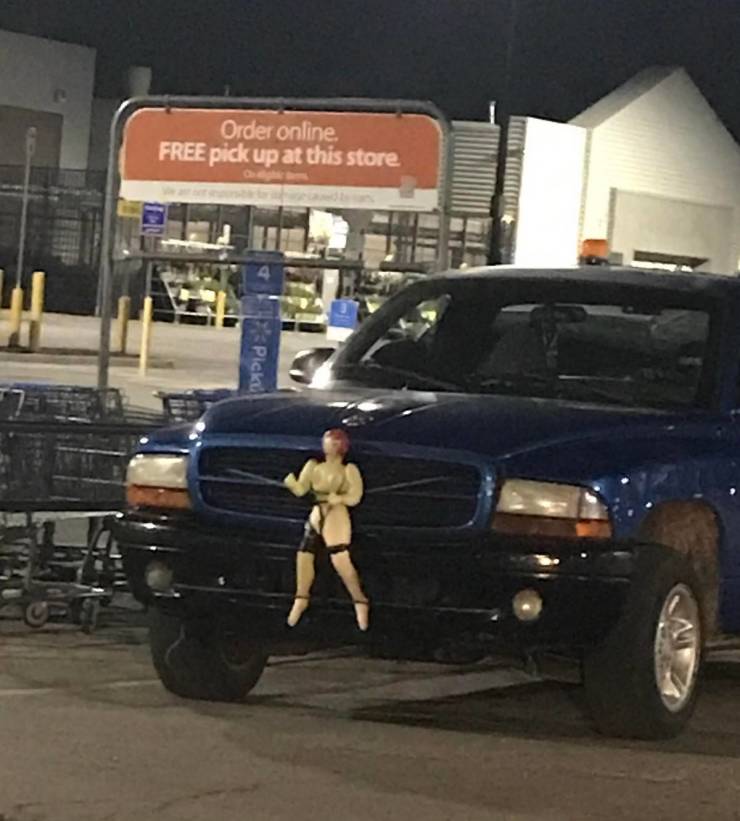 walmart is a wild place 44 pics 18.html - 44 HD Photos | Premium Gallery 2022