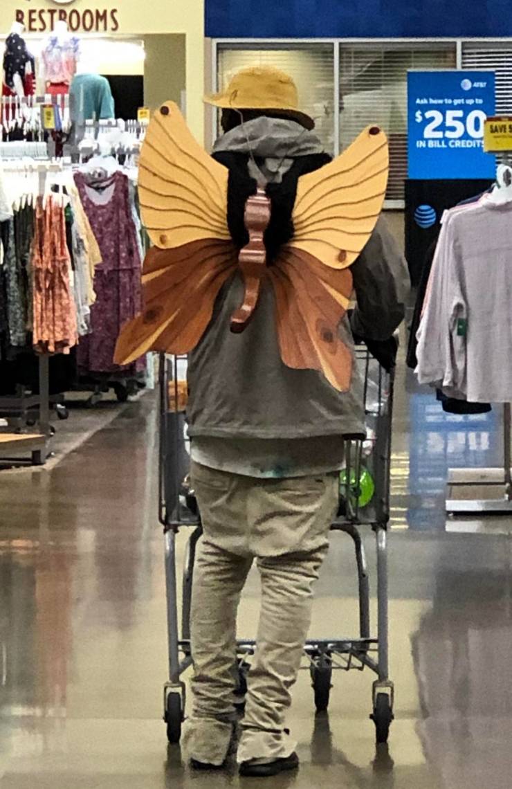 walmart is a wild place 44 pics 18.html - 44 HD Photos | Premium Gallery 2022