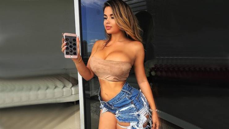 those jeans are real tight 50 pics 14.html - 50 HD Photos | Premium Gallery 2022