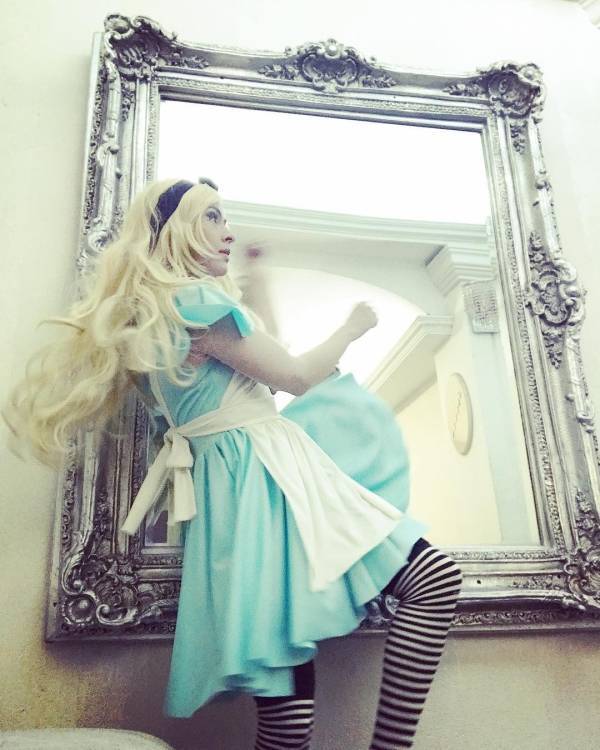 Cosplay? No, Sexy Cosplay!