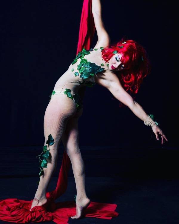 Cosplay? No, Sexy Cosplay!