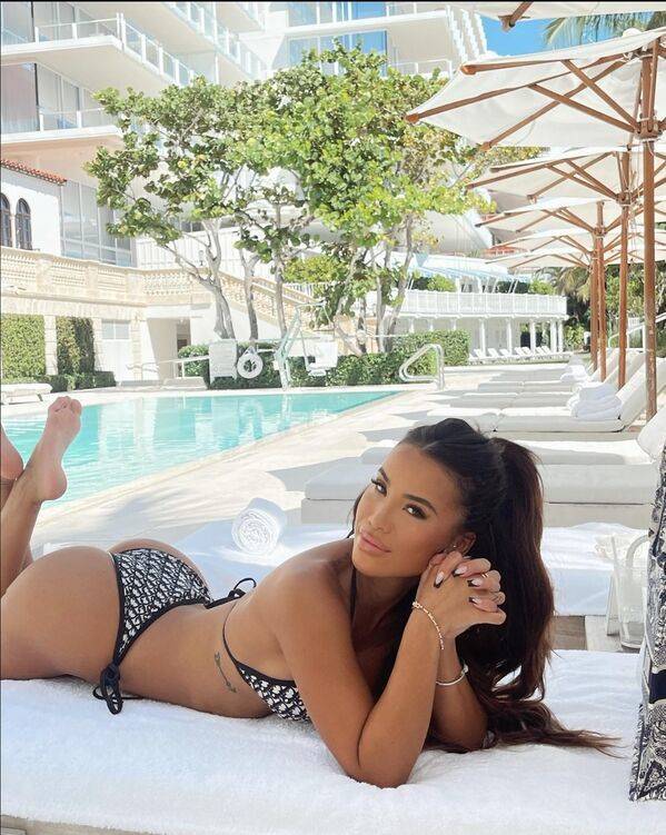 Wait, Is That Butts Over Backs?!