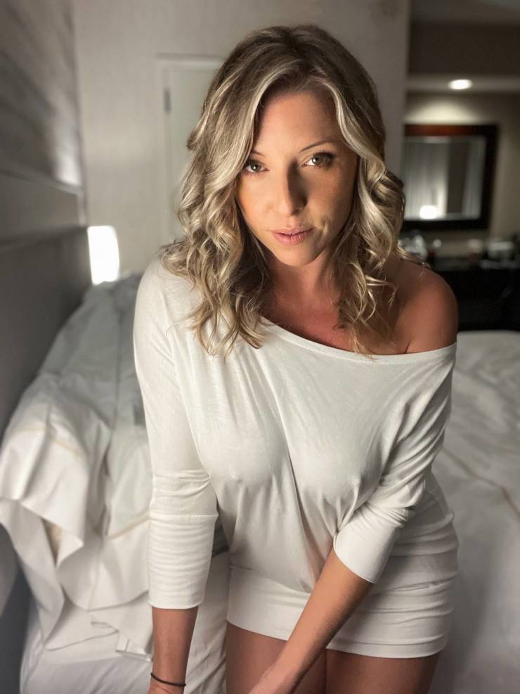 no more bras 47 pics 12.html - 47 HD Photos | Premium Gallery 2022