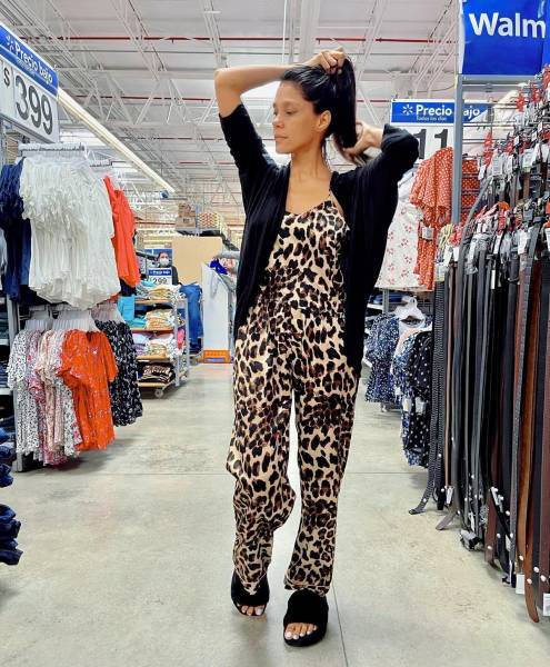 “Walmart” Customers Are Wild…