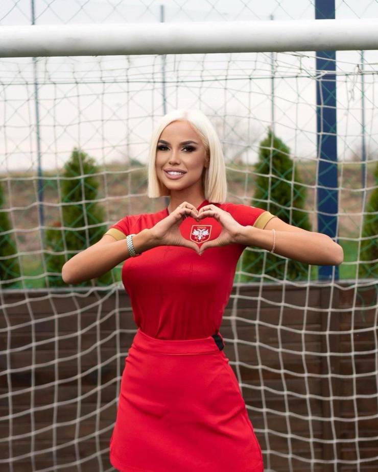 Long-Legged Serbian Politician