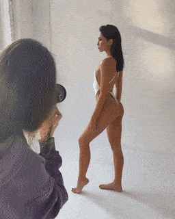 their legs are soo long 52 gifs 3.html - 1 HD GIF | Premium Gallery 2022