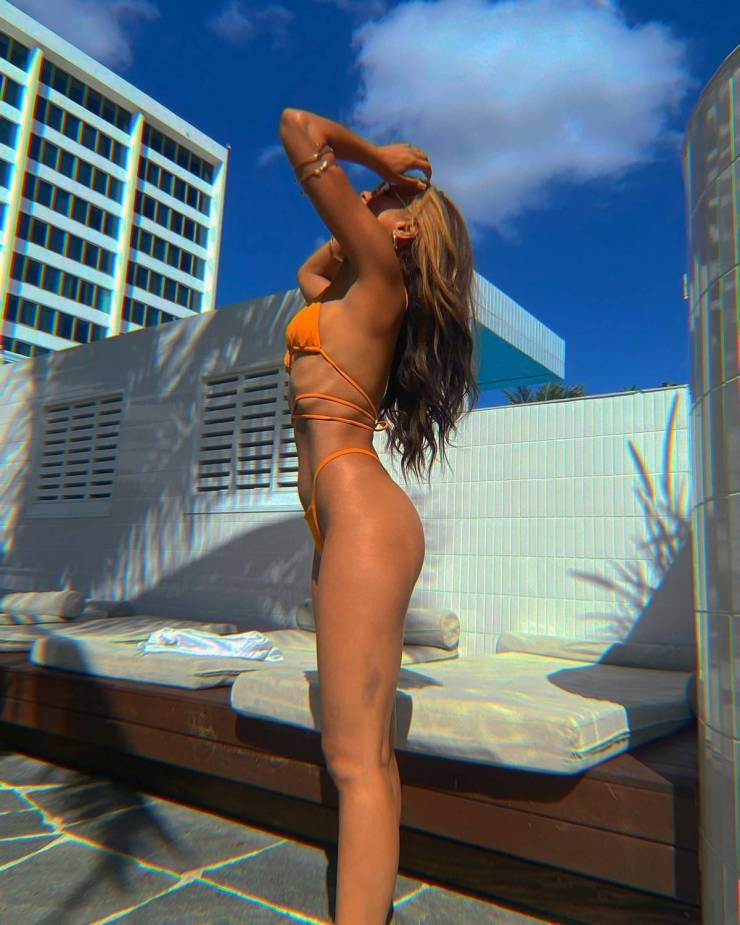 Those Are Some Sexy Backs!