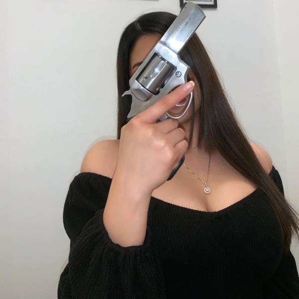 Guns And Girls: A Powerful Combination