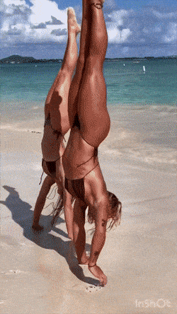 girls love having fun 42 gifs 6.html - 1 HD GIF | Premium Gallery 2023