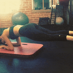 fit and smoking hot 50 gifs 7.html - 1 HD GIF | Premium Gallery 2023