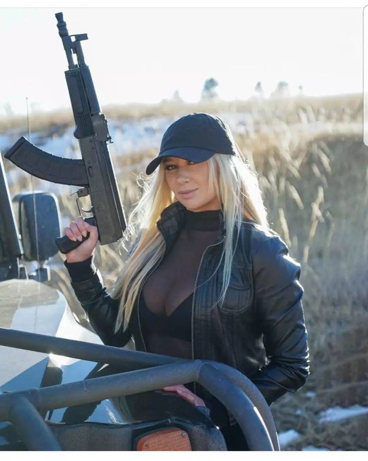 guns and girls a powerful combination 40 pics 8.html - 40 HD Photos | Premium Gallery 2023