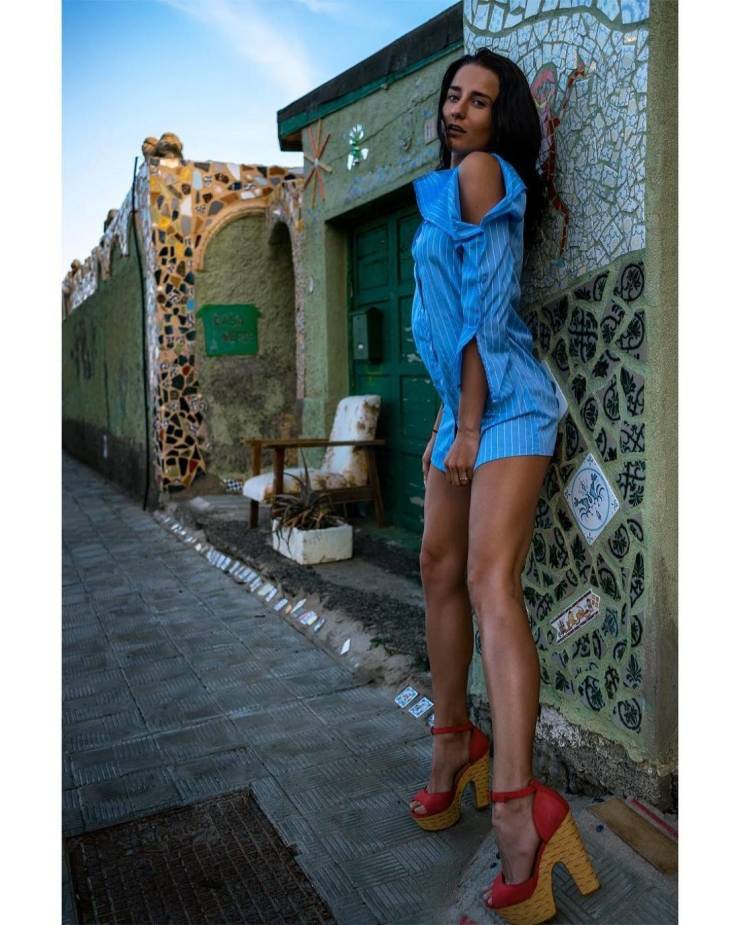 those legs are sooo long 63 pics 18.html - 63 HD Photos | Premium Gallery 2023