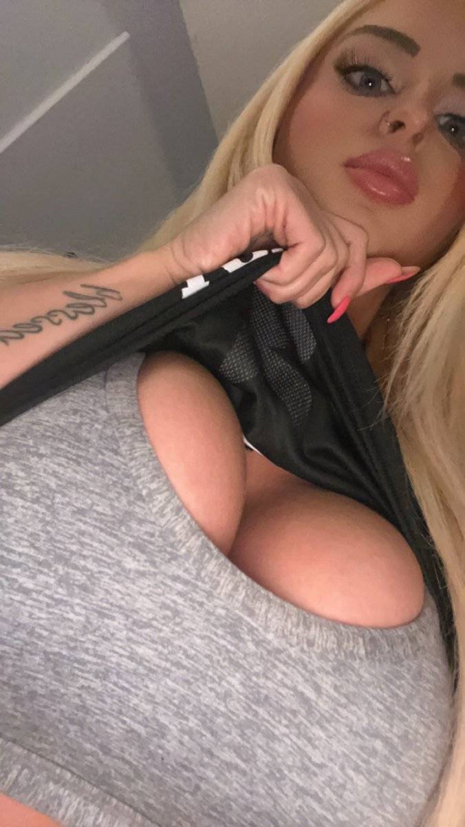 Their Tops Are So Strong!