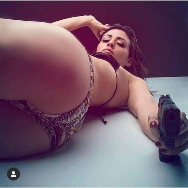 big guns and sexy girls 54 pics 3.html - 54 HD Photos | Premium Gallery 2023
