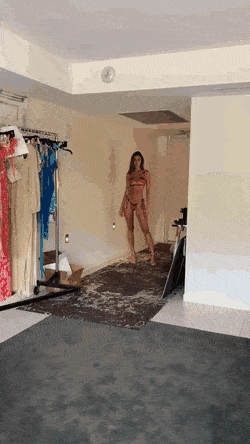 their legs are soo long 38 gifs 5.html - 1 HD GIF | Premium Gallery 2023