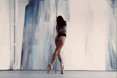 their legs are soo long 38 gifs 5.html - 1 HD GIF | Premium Gallery 2023