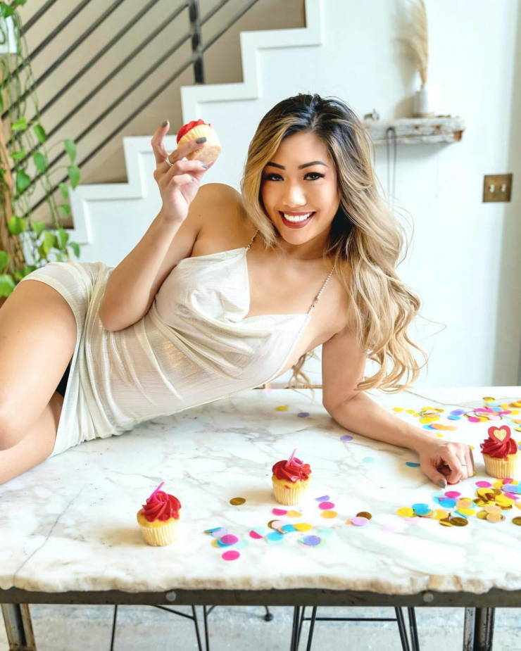 Asian Girls Are Spicy Hot!