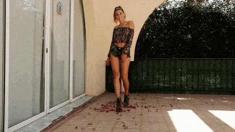 ohthose legs 45 gifs 4.html - 1 HD GIF | Premium Gallery 2023