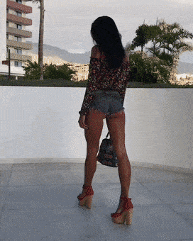 ohthose legs 45 gifs 4.html - 1 HD GIF | Premium Gallery 2023