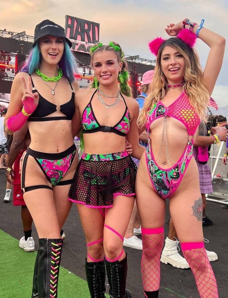 sexy music festival girls 35 pics 8 gifs 3.html - 35 HD GIF | Premium Gallery 2023