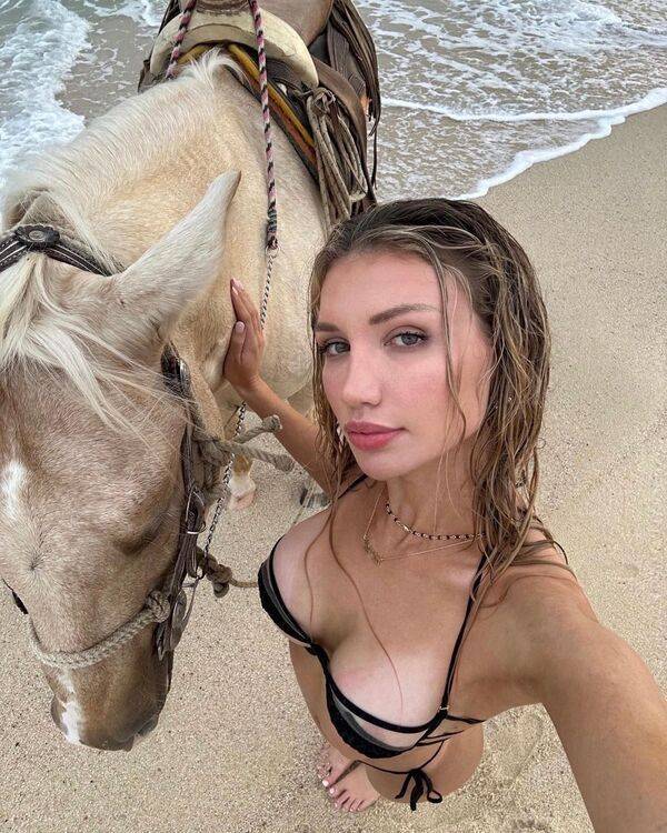 bikini season is coming 52 pics 24.html - 52 HD Photos | Premium Gallery 2023