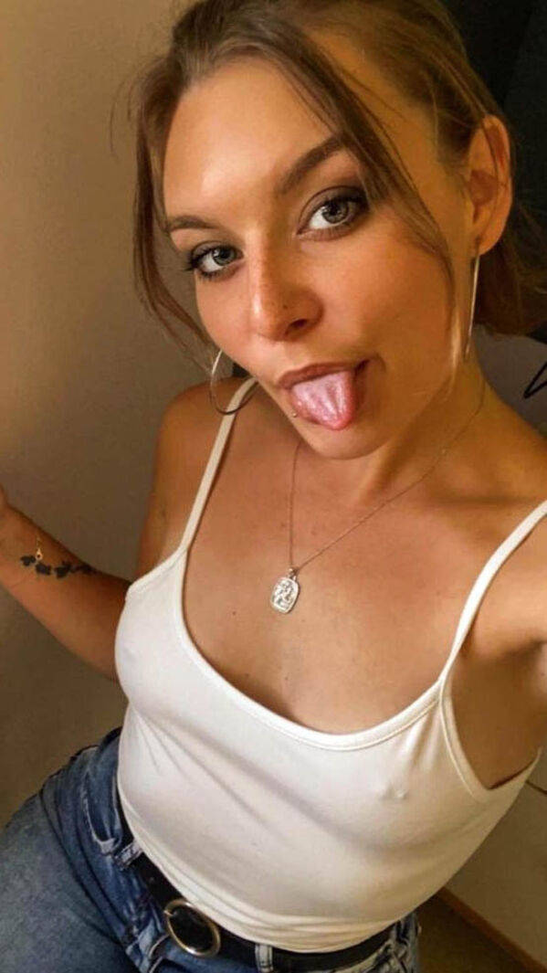 just some playful tongues 39 pics 6.html - 39 HD Photos | Premium Gallery 2023