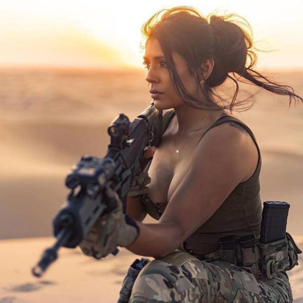 guns and girls a powerful combination 47 pics 14.html - 47 HD Photos | Premium Gallery 2023