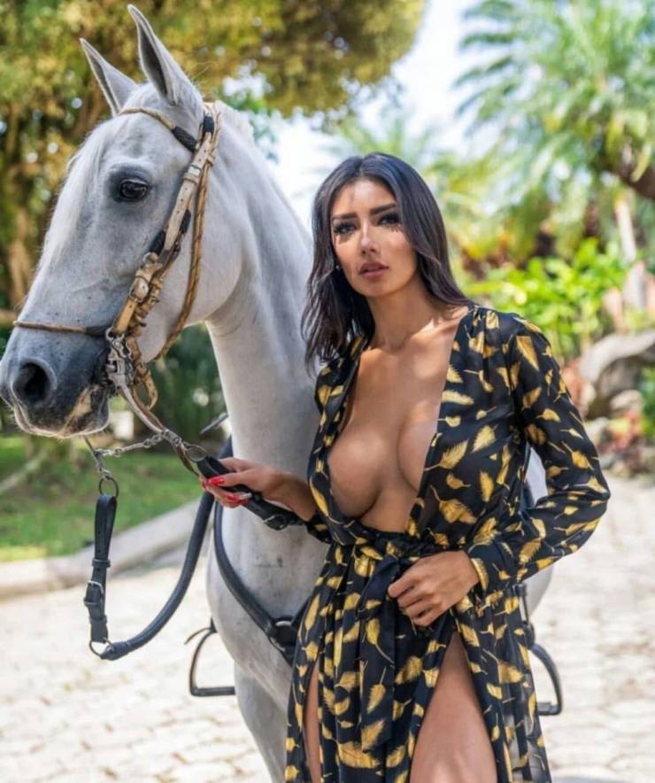 no more bras 46 pics 2.html - 46 HD Photos | Premium Gallery 2023