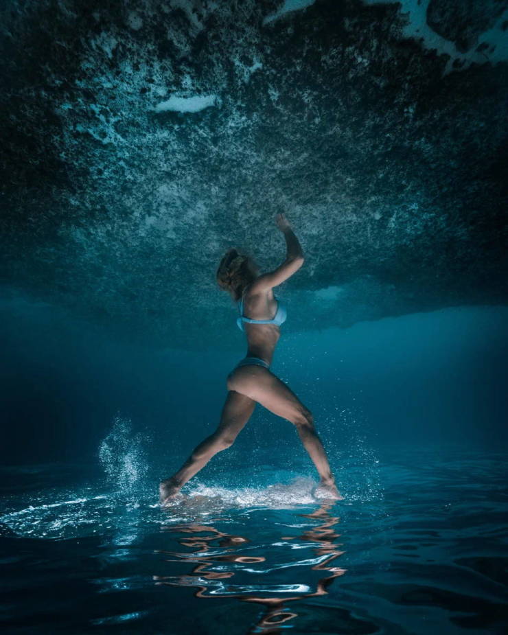 Girls Underwater photographed By John Kowitz