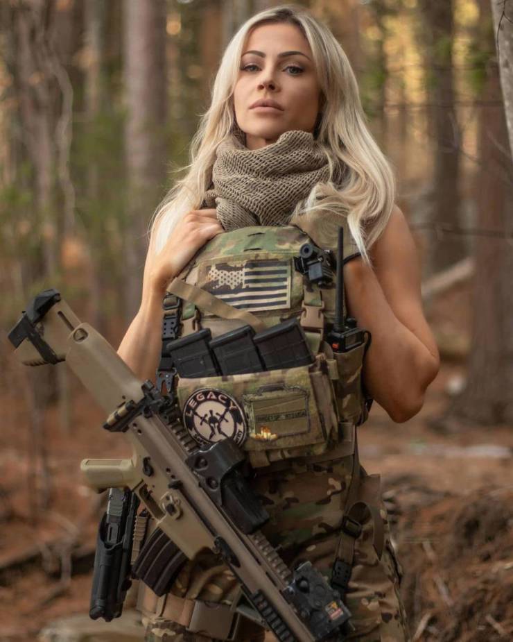 guns and girls a powerful combination 60 pics 2.html - 60 HD Photos | Premium Gallery 2023