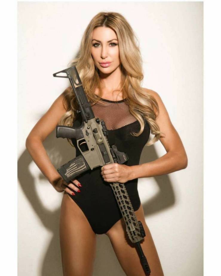 guns and girls a powerful combination 60 pics 2.html - 60 HD Photos | Premium Gallery 2023