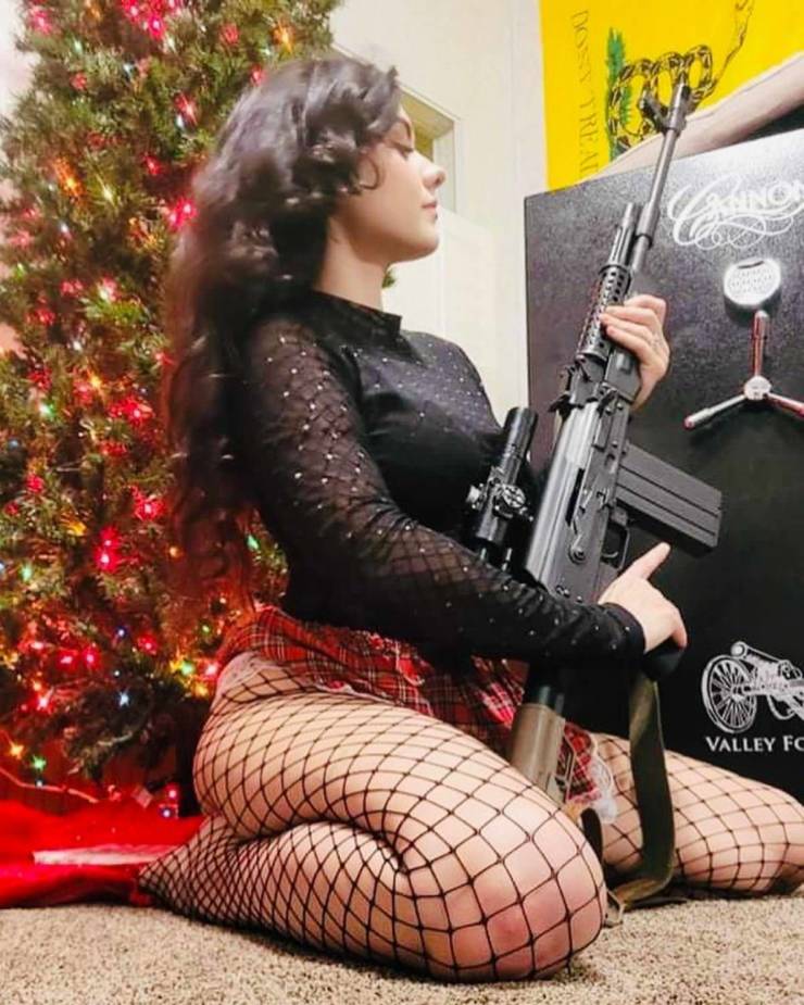 guns and girls a powerful combination 60 pics 2.html - 60 HD Photos | Premium Gallery 2023