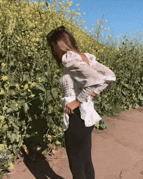 girls love having fun 41 gifs 6.html - 1 HD GIF | Premium Gallery 2023