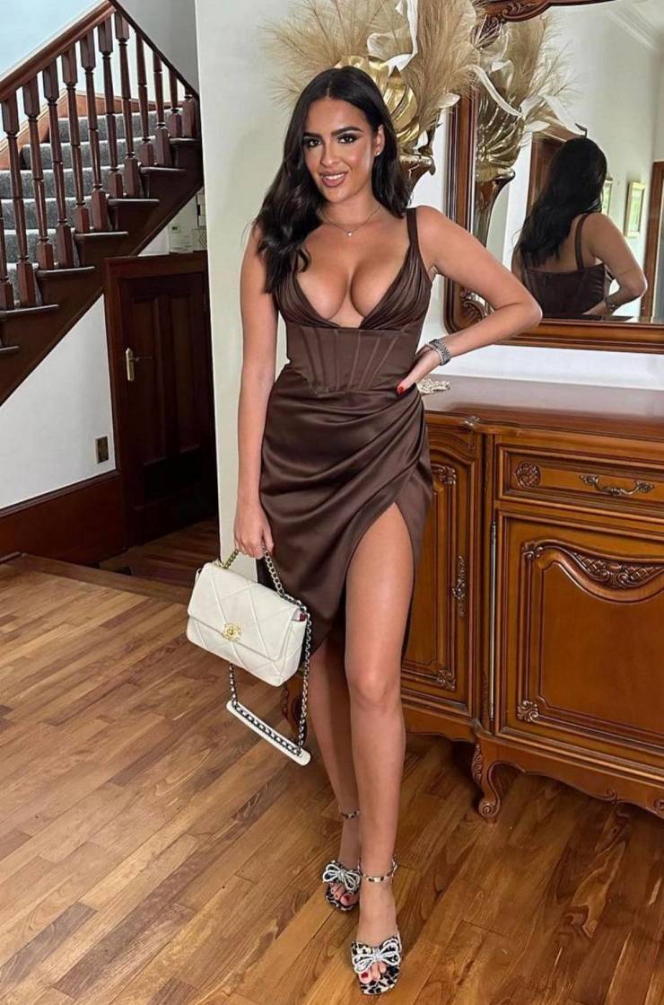 woah thats a tight dress 48 pics 22.html - 48 HD Photos | Premium Gallery 2023