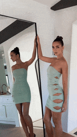 hey thats a nice dress 38 gifs 2.html - 1 HD GIF | Premium Gallery 2023