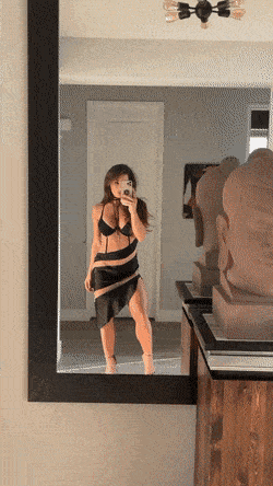 hey thats a nice dress 38 gifs 2.html - 1 HD GIF | Premium Gallery 2023