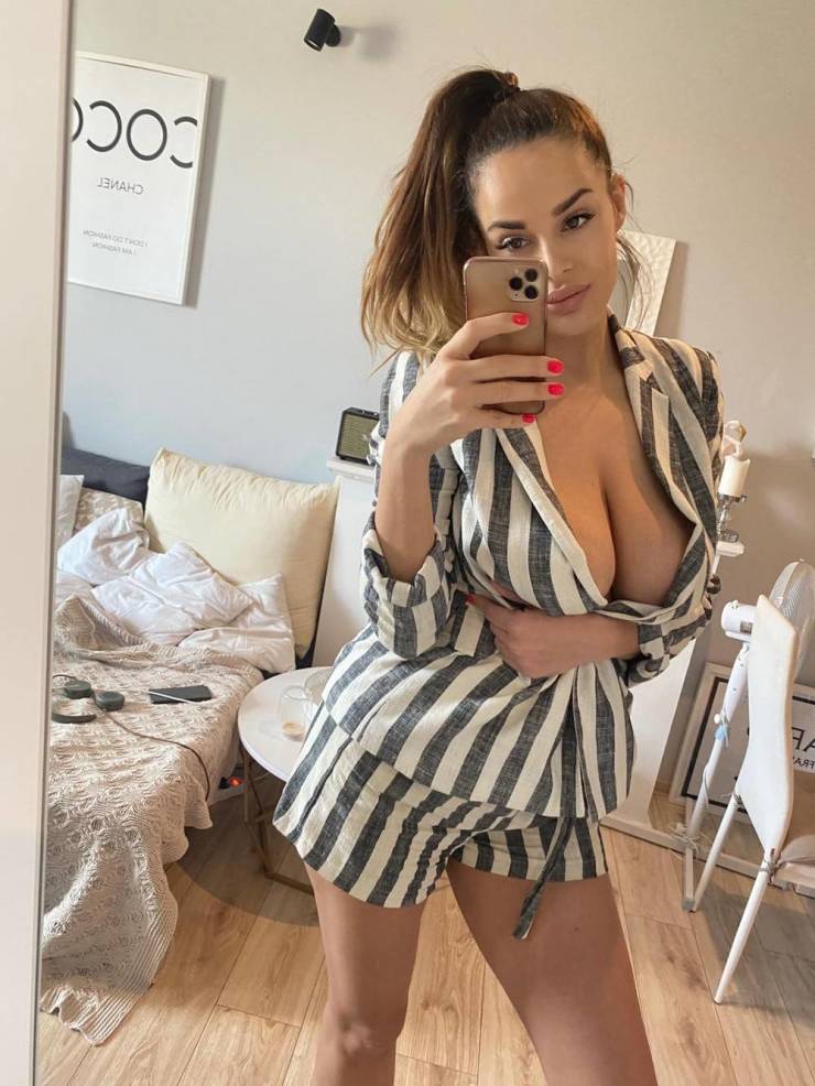 just look how huge they are 48 pics 4.html - 48 HD Photos | Premium Gallery 2023