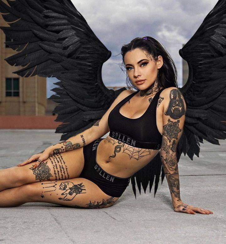 tattooed and sexy 40 pics 8.html - 40 HD Photos | Premium Gallery 2023