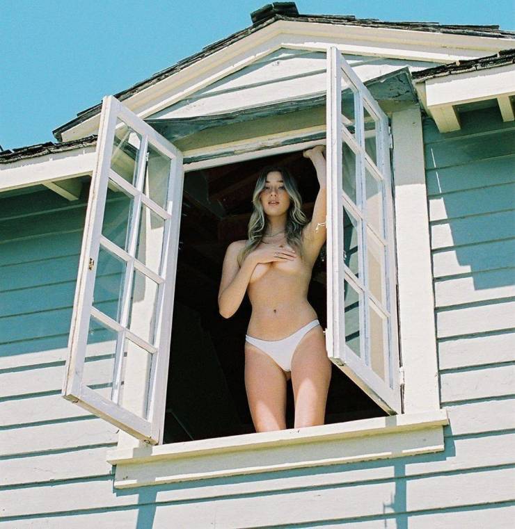 bras are not allowed here 47 pics 24.html - 47 HD Photos | Premium Gallery 2023