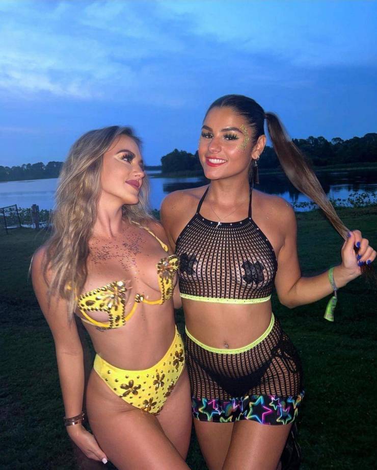 sexy girls at music festivals 41 pics 7 gifs 1.html - 41 HD GIF | Premium Gallery 2023